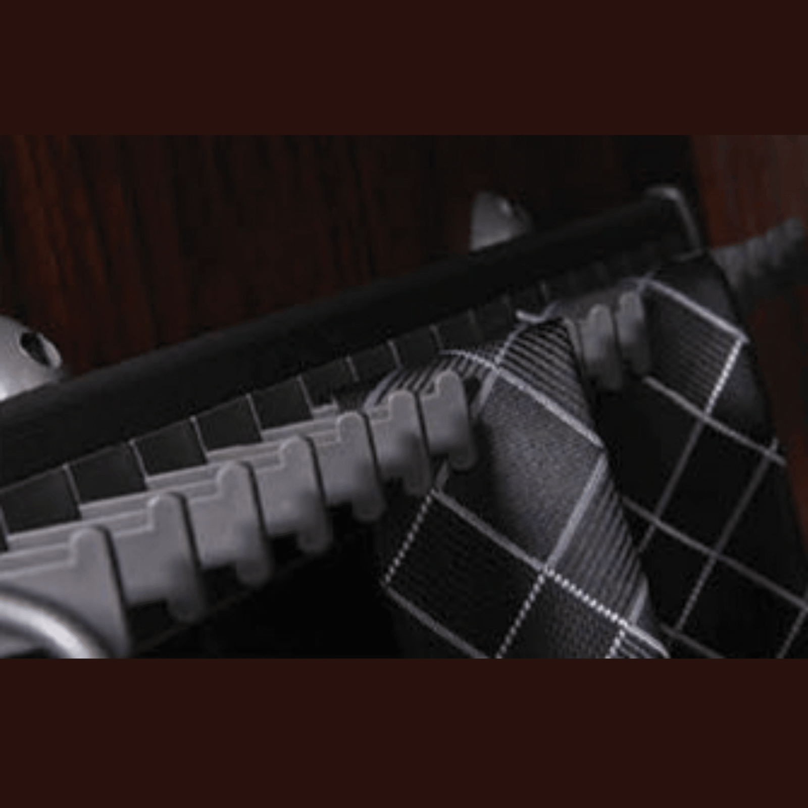 TIE RACK